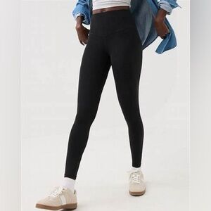 OFFLINE by Aerie Real Me 7/8 Hi-Rise Black Leggings Large (short inseam)